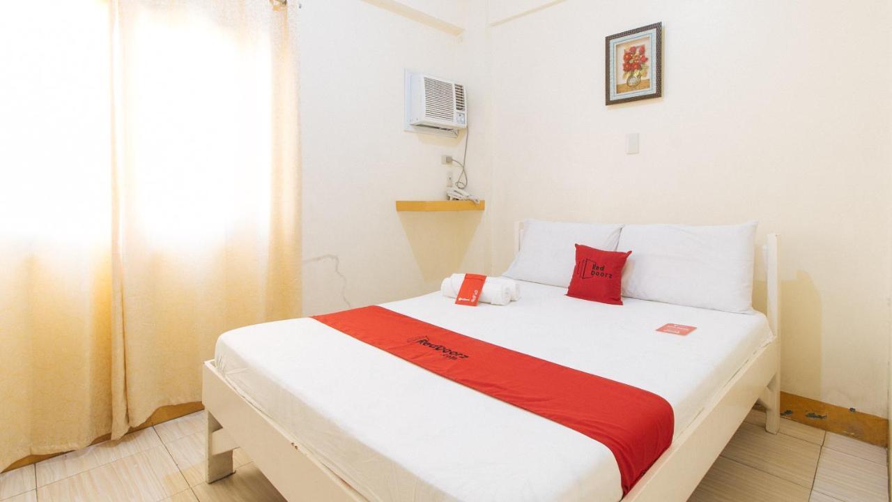 Reddoorz @ Golden Skye Hotel Guagua Zewnętrze zdjęcie
