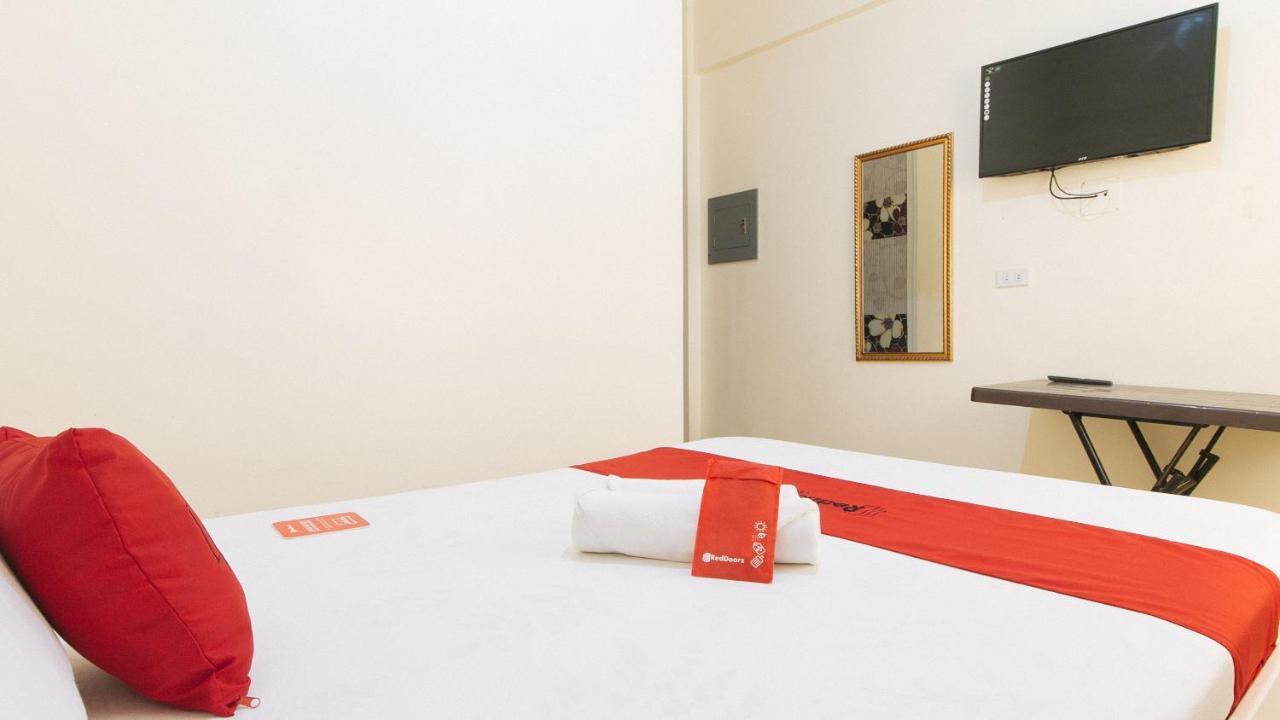 Reddoorz @ Golden Skye Hotel Guagua Zewnętrze zdjęcie