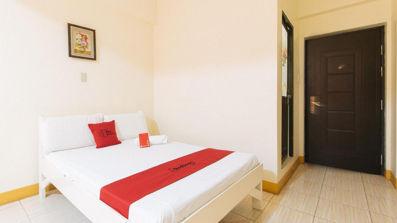 Reddoorz @ Golden Skye Hotel Guagua Zewnętrze zdjęcie